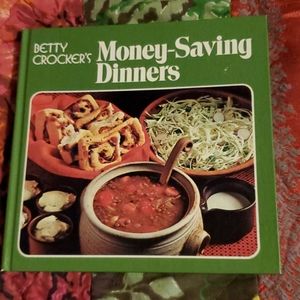 Betty Crocker Money Saving Dinners HC  1973